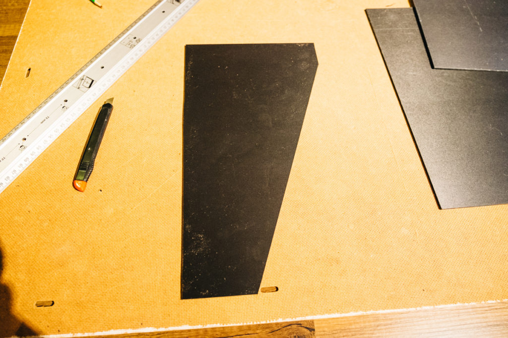 Build your own DIY Monitor Hood for less than 12!